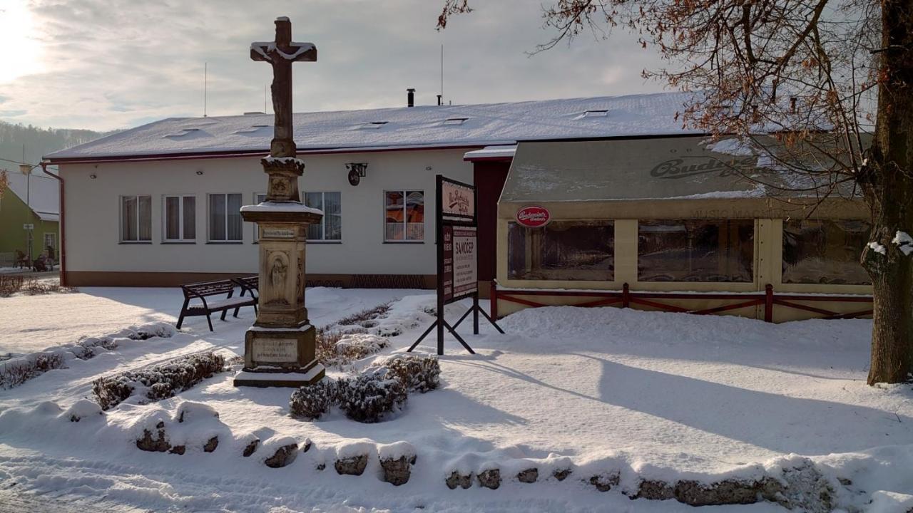 Na Rybnicku Bohutin Hotel Exterior photo