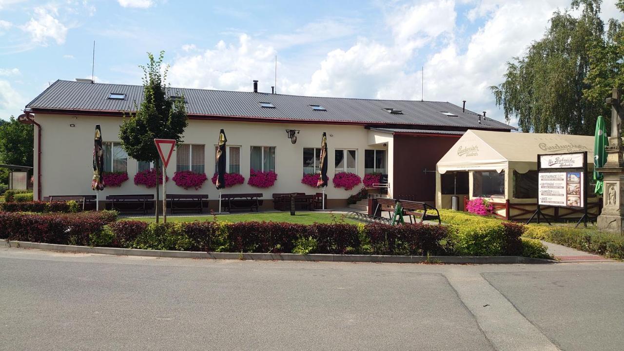 Na Rybnicku Bohutin Hotel Exterior photo
