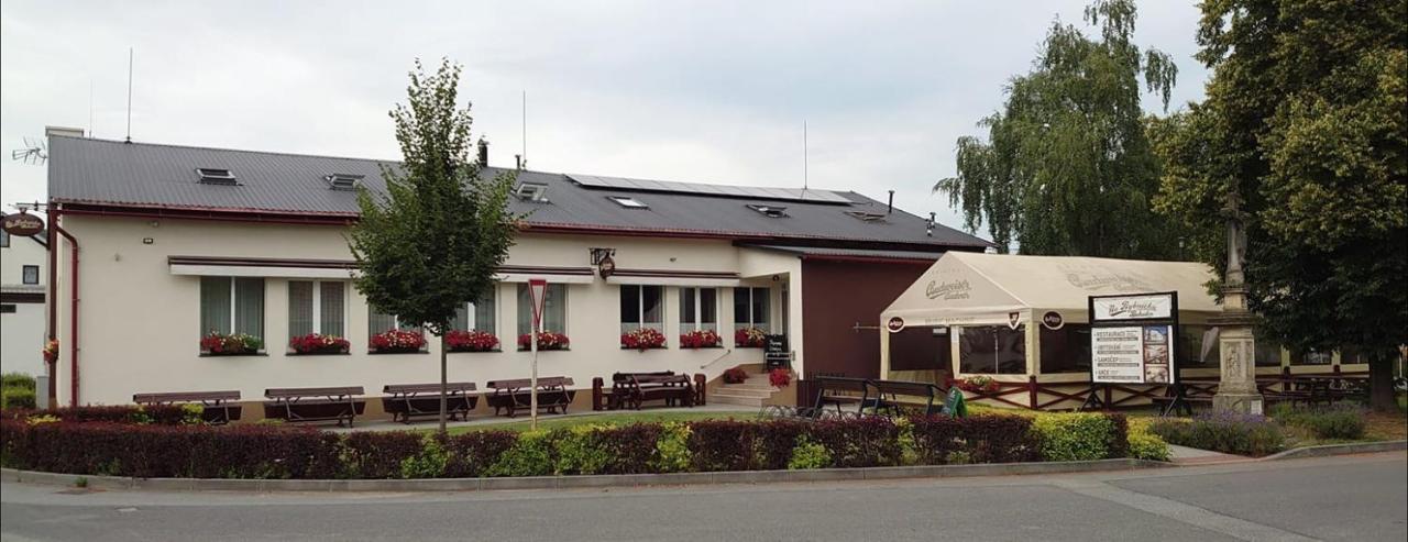 Na Rybnicku Bohutin Hotel Exterior photo