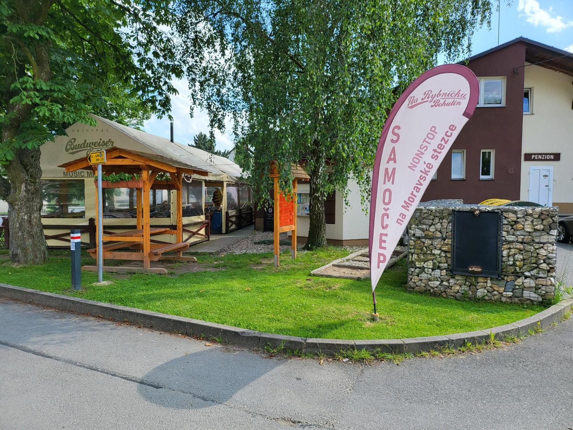 Na Rybnicku Bohutin Hotel Exterior photo