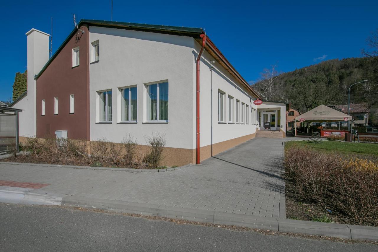 Na Rybnicku Bohutin Hotel Exterior photo